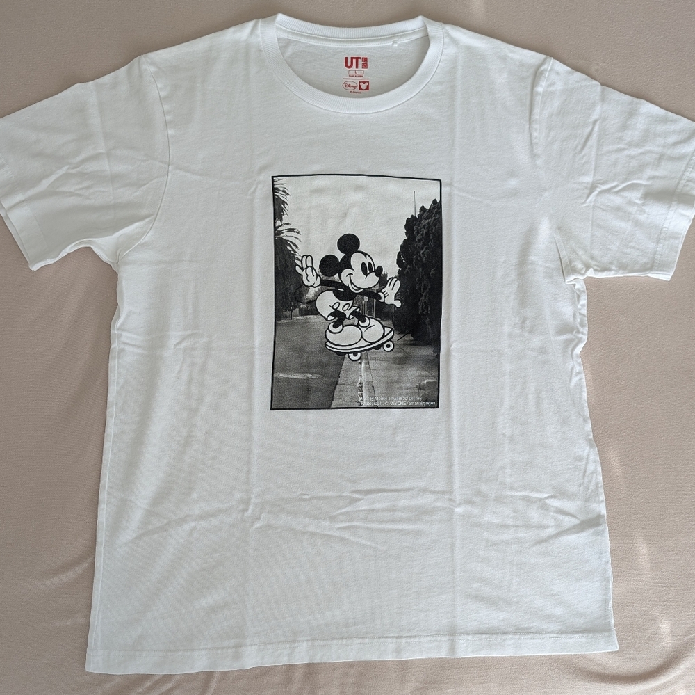 Uniqlo Disney White Mickey Mouse Graphic Tee